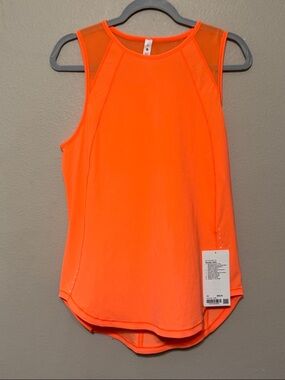 Lululemon Women’s Sleeveless Athletic Aculpt Tank- Highlight Orange Size 10
